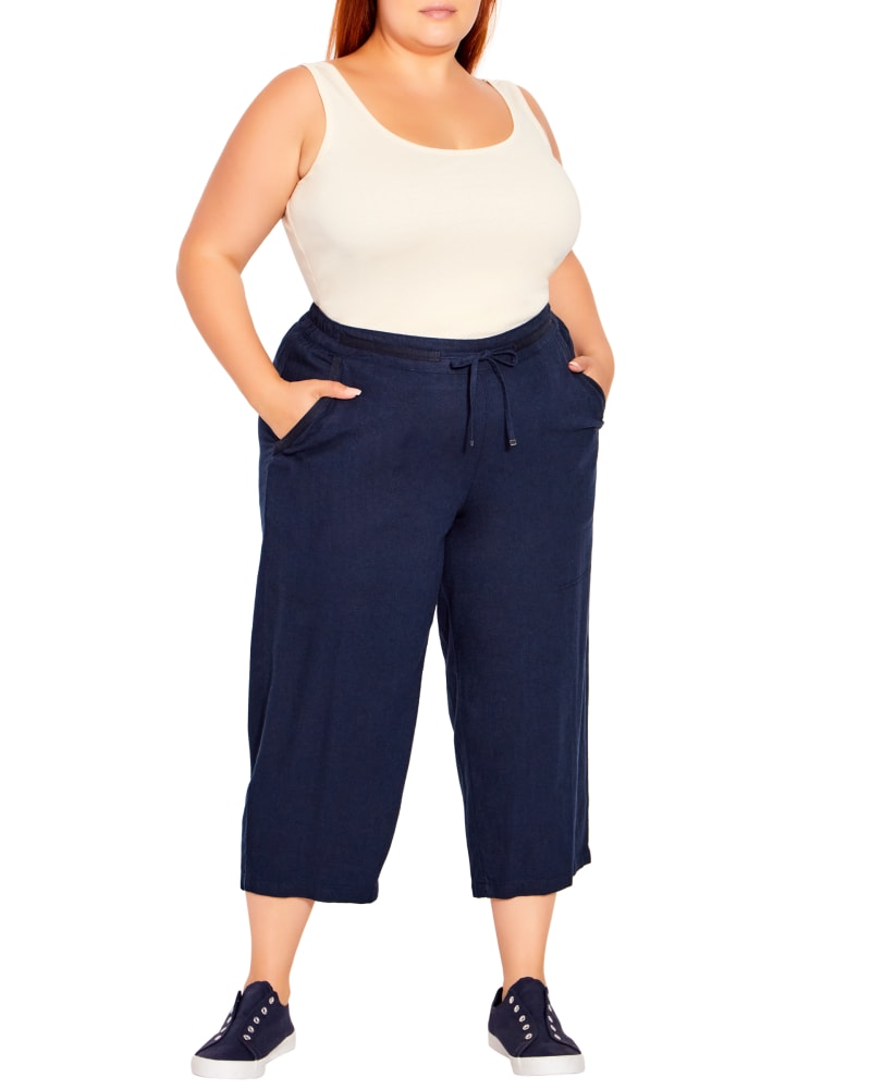 Front of a model wearing a size 18 Sydney Cropped Linen Pant in Navy by Evans. | dia_product_style_image_id:297762